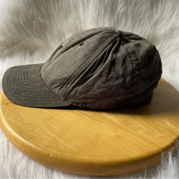 Hurley Hat Size Large-X-Large Distressed Black Flex fit - Picture 2 of 11